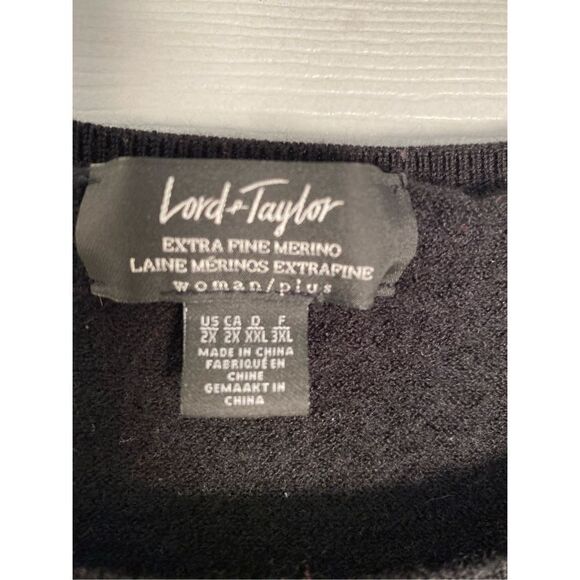Lord and Taylor vintage extra fine merino wool black size 2X runs small  - Picture 4 of 4